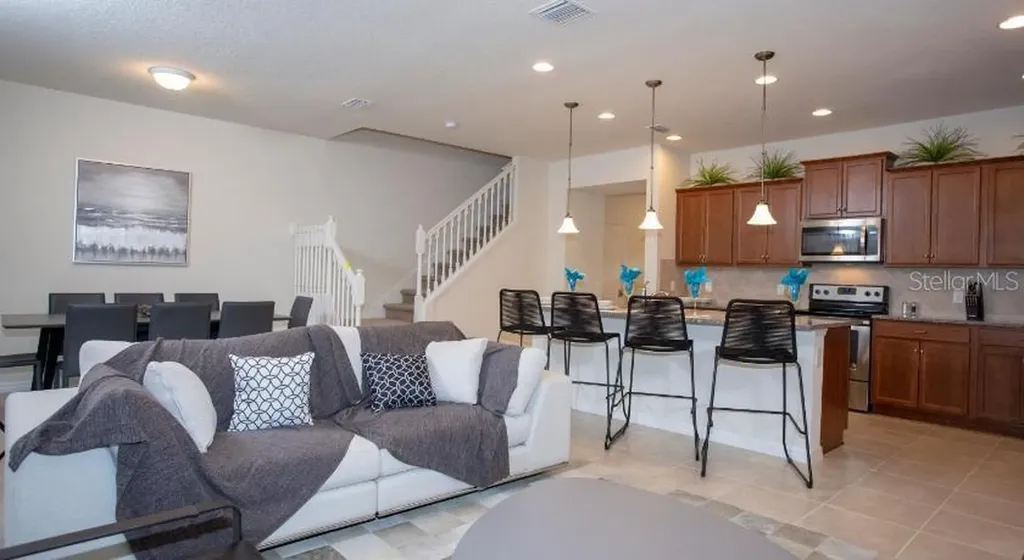 8879 Geneve Court Kissimmee FL 34747