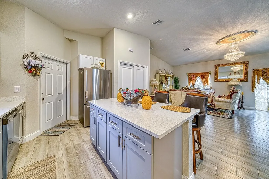 229 Starling Court Kissimmee FL 34759