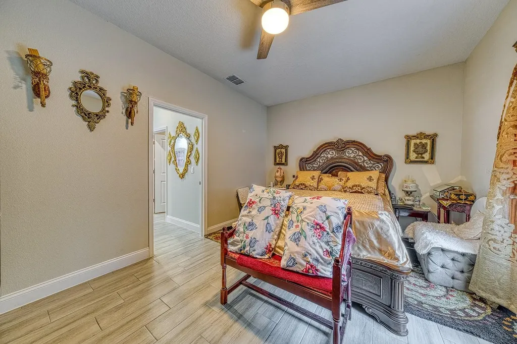 229 Starling Court Kissimmee FL 34759