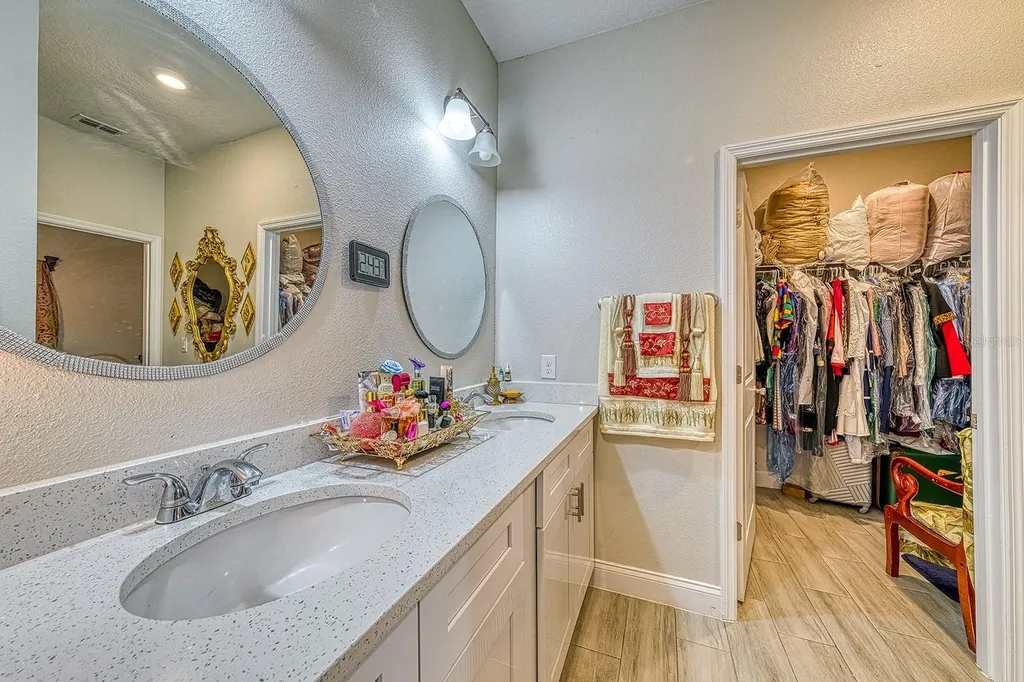 229 Starling Court Kissimmee FL 34759