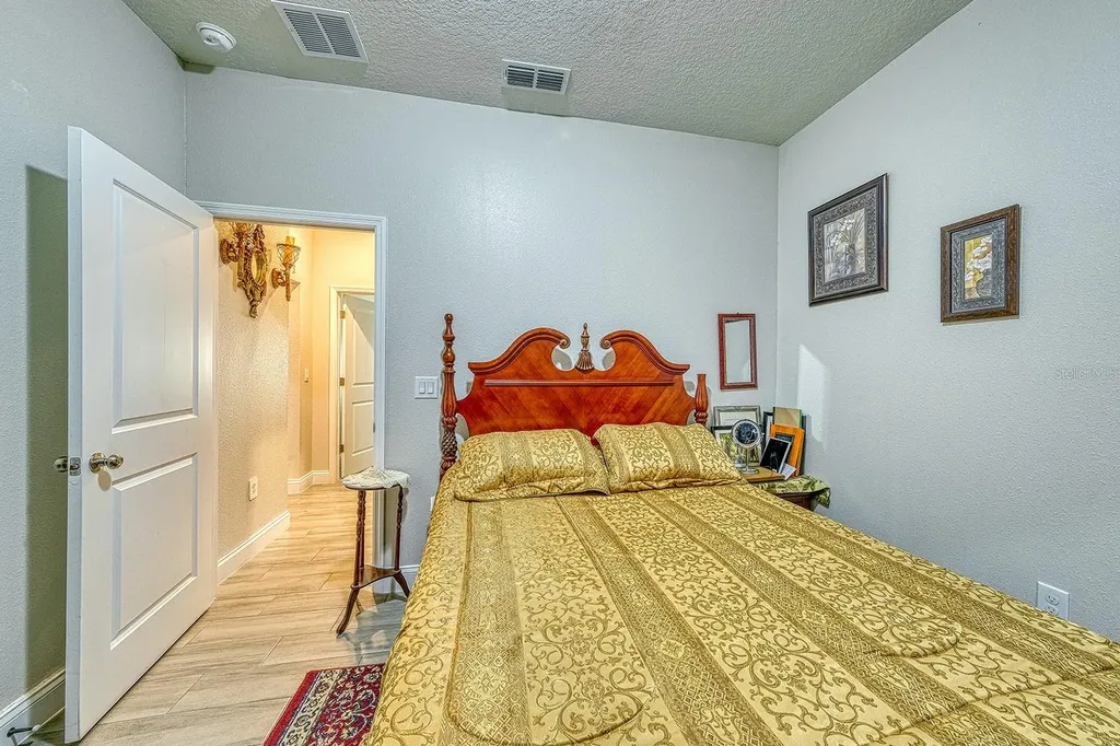 229 Starling Court Kissimmee FL 34759