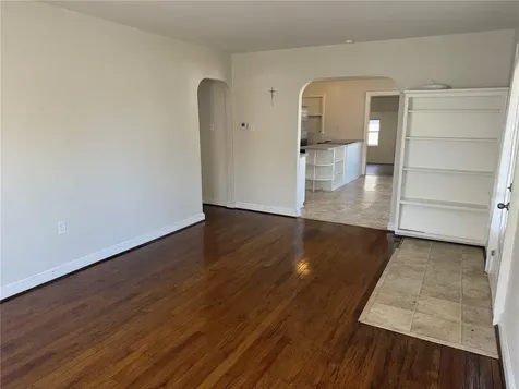 5335 6th Street Zephyrhills FL 33542