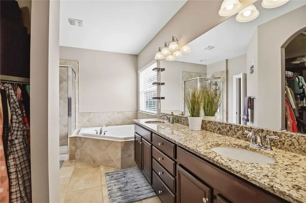 12036 Longview Lake Circle Bradenton FL 34211