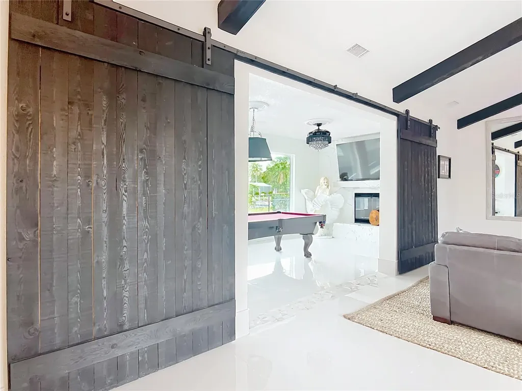 823 SW Kings Bay Drive Crystal River FL 34429