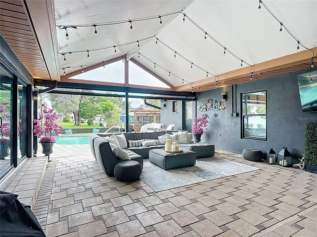 823 SW Kings Bay Drive Crystal River FL 34429