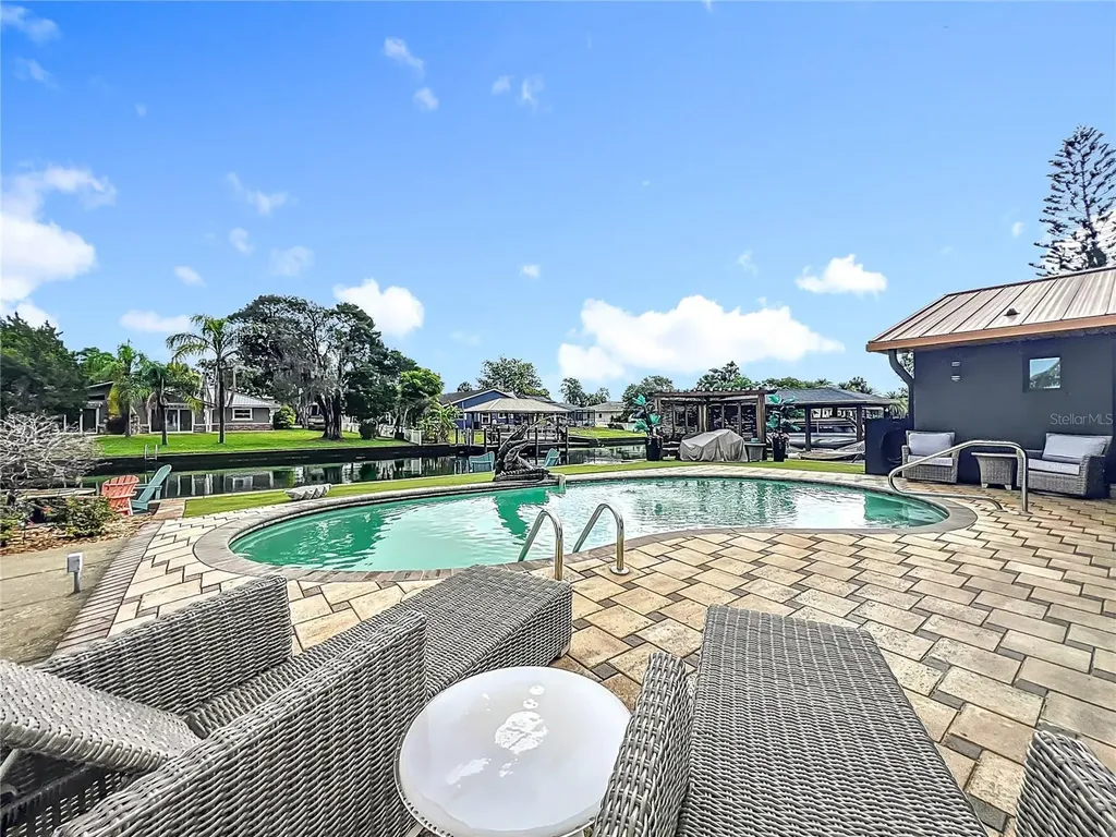 823 SW Kings Bay Drive Crystal River FL 34429