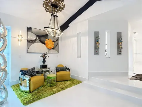 823 SW Kings Bay Drive Crystal River FL 34429