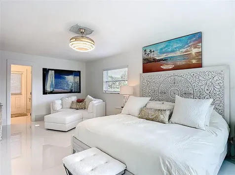 823 SW Kings Bay Drive Crystal River FL 34429