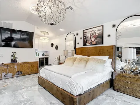 823 SW Kings Bay Drive Crystal River FL 34429