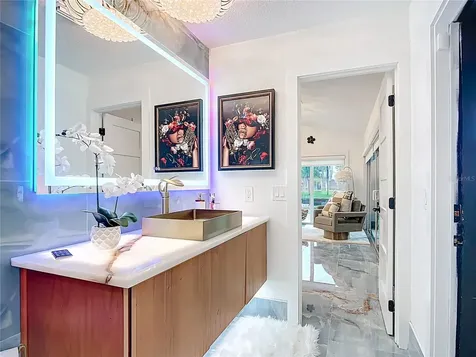 823 SW Kings Bay Drive Crystal River FL 34429