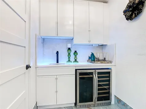 823 SW Kings Bay Drive Crystal River FL 34429