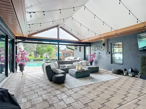 823 SW Kings Bay Drive Crystal River FL 34429