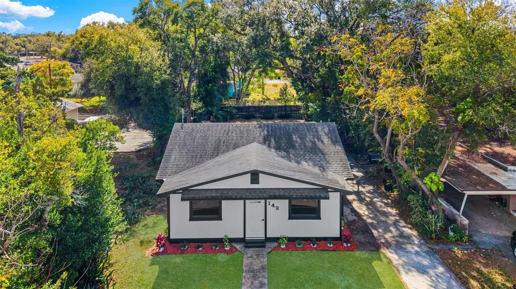 142 Avenue B SE Winter Haven FL 33880
