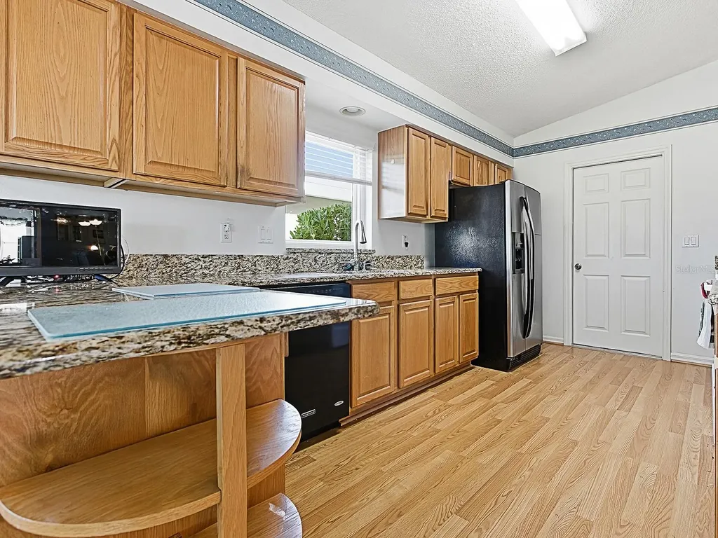 32747 Timberwood Drive Leesburg FL 34748