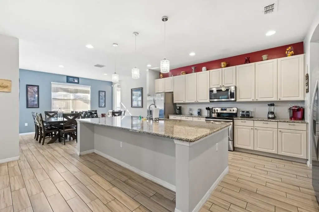 6009 Broad Oak Drive Davenport FL 33837