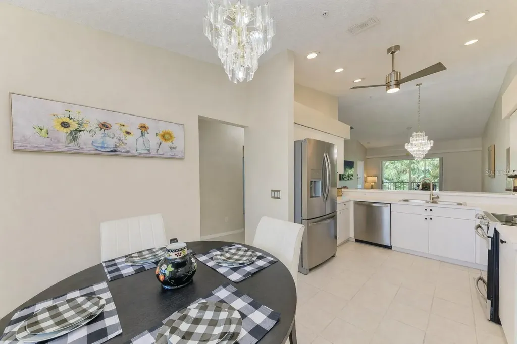 9580 High Gate Drive Sarasota FL 34238