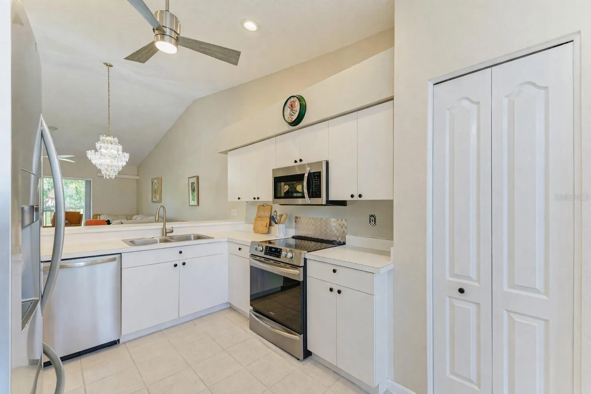 9580 High Gate Drive Sarasota FL 34238