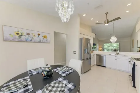 9580 High Gate Drive Sarasota FL 34238