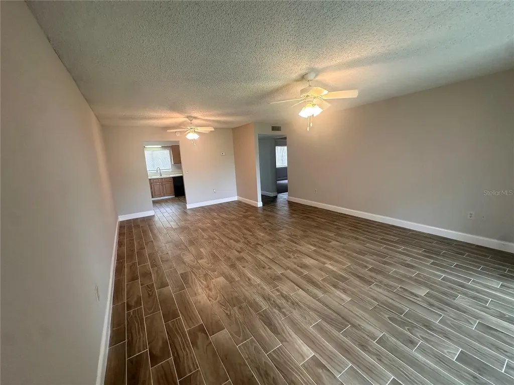 4209 S Semoran Boulevard Orlando FL 32822