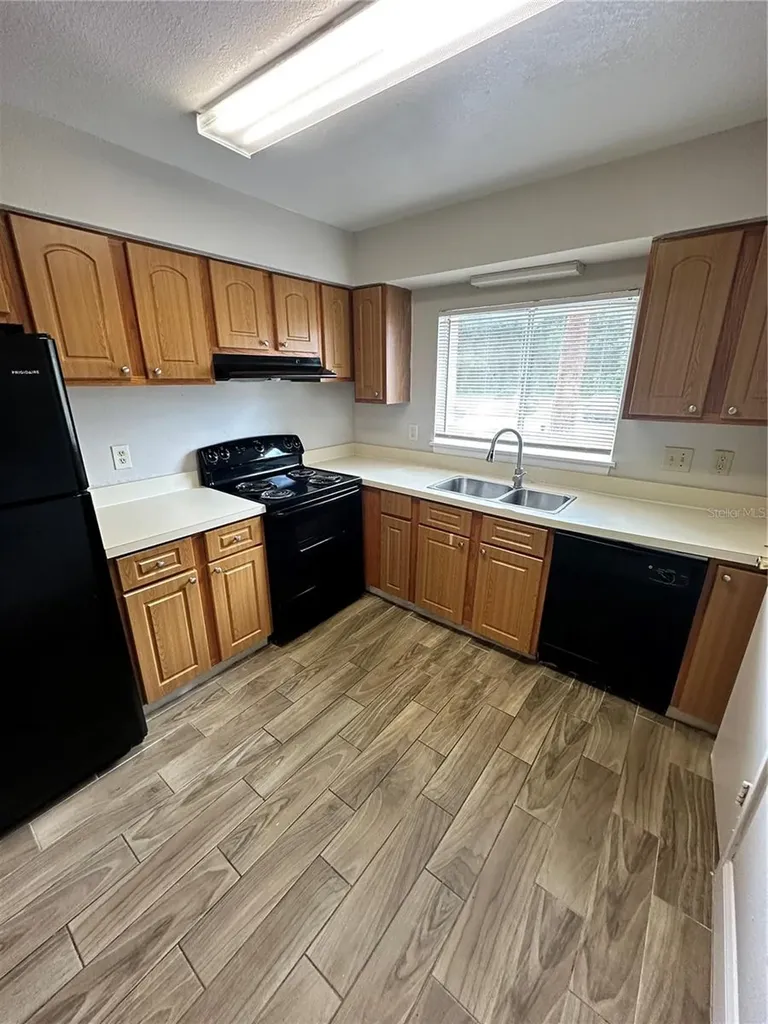 4209 S Semoran Boulevard Orlando FL 32822