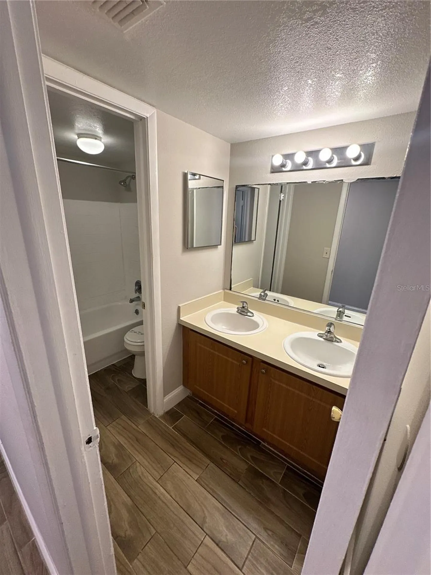 4209 S Semoran Boulevard Orlando FL 32822
