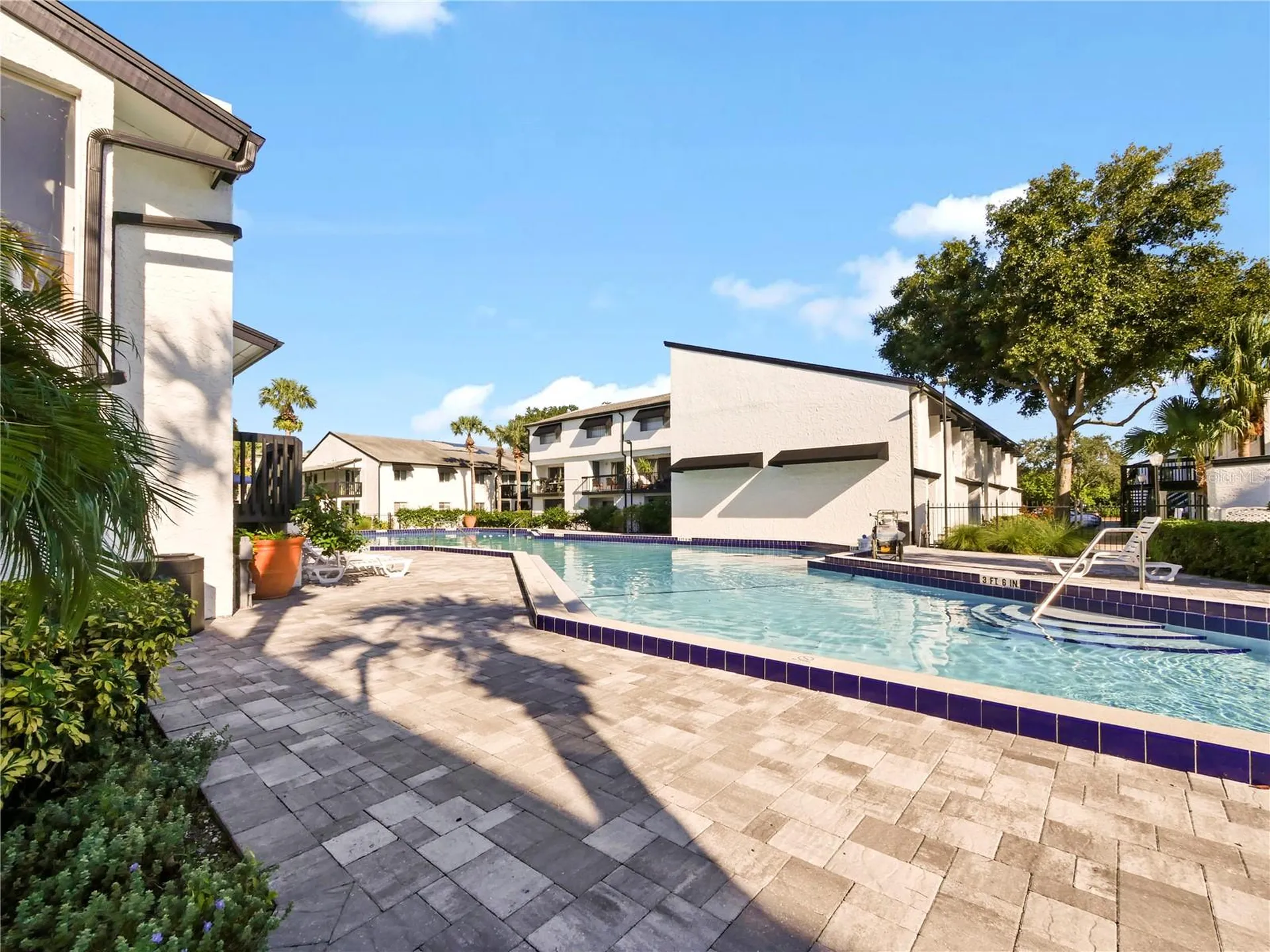 4209 S Semoran Boulevard Orlando FL 32822