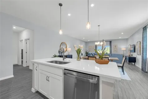 1652 Blue Lagoon Circle Mascotte FL 34753