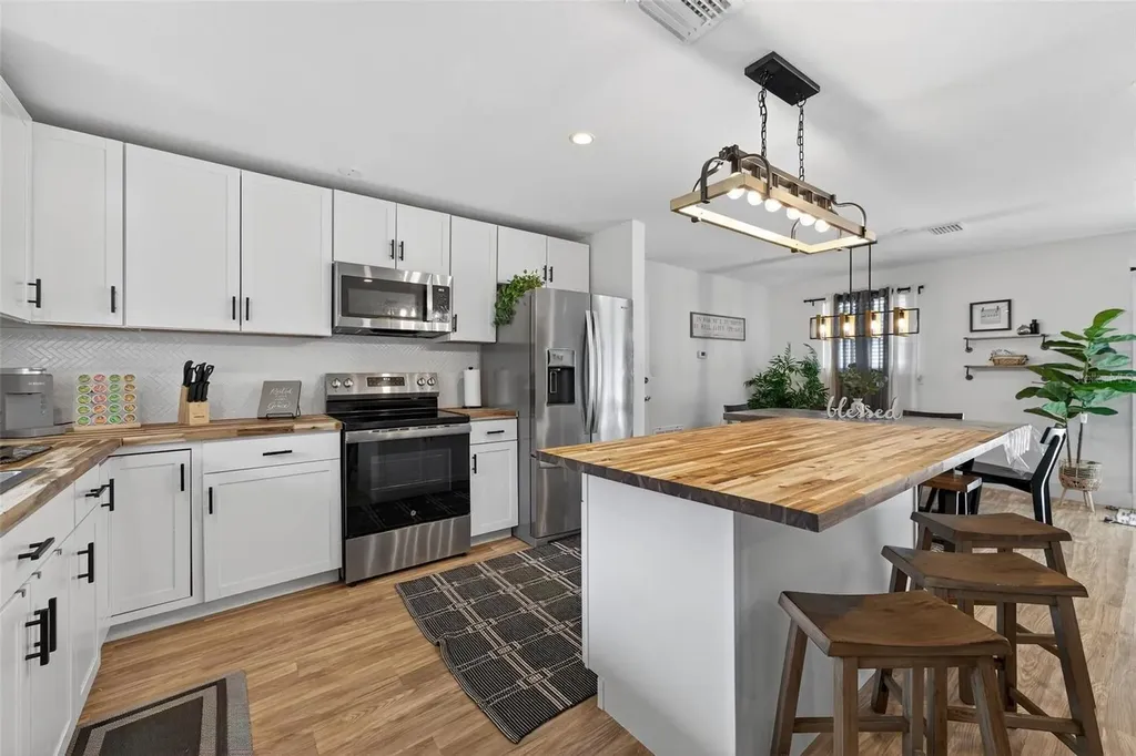 1545 Culverhouse Drive Daytona Beach FL 32117