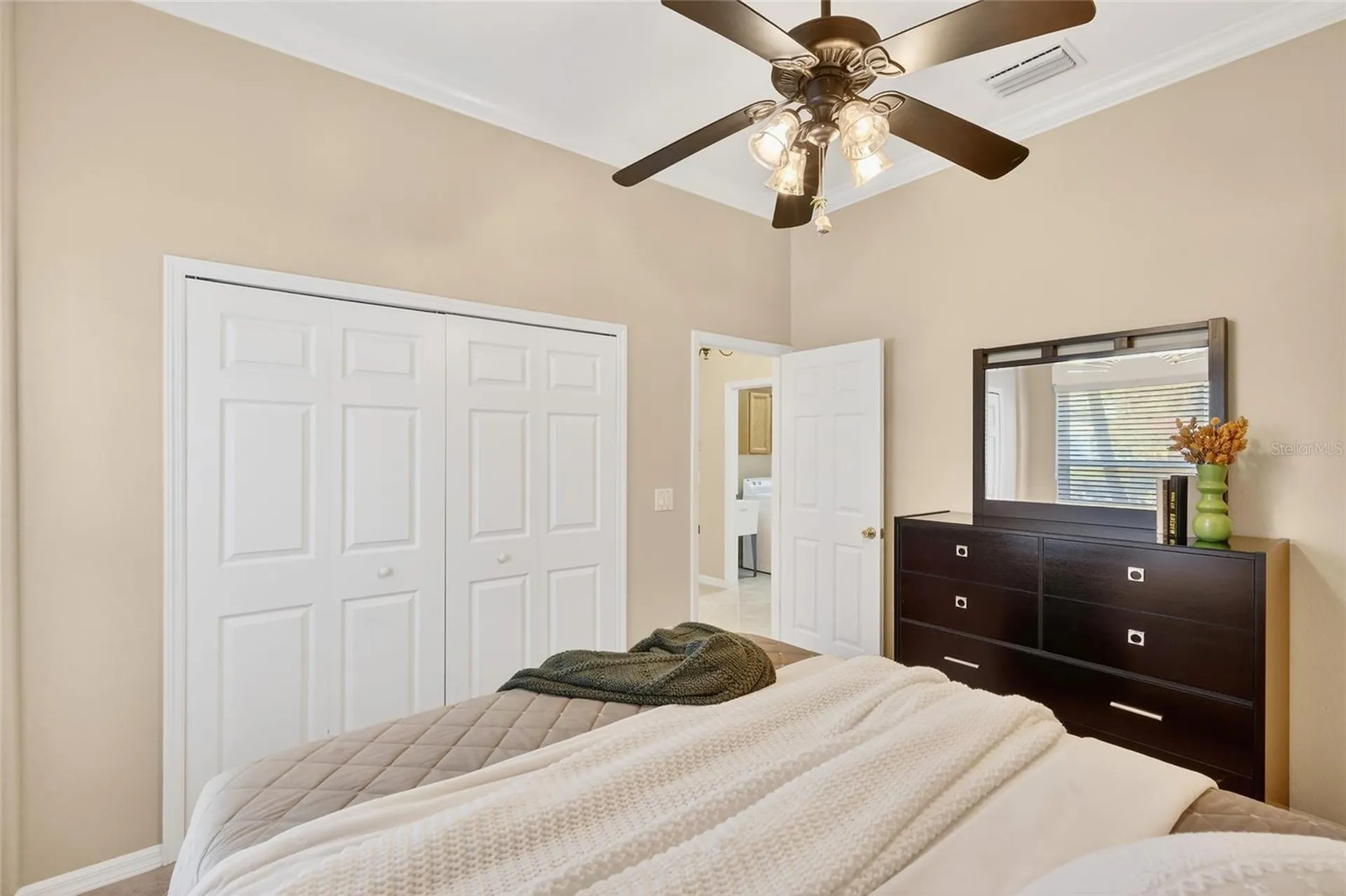 3712 5th Avenue NE Bradenton FL 34208