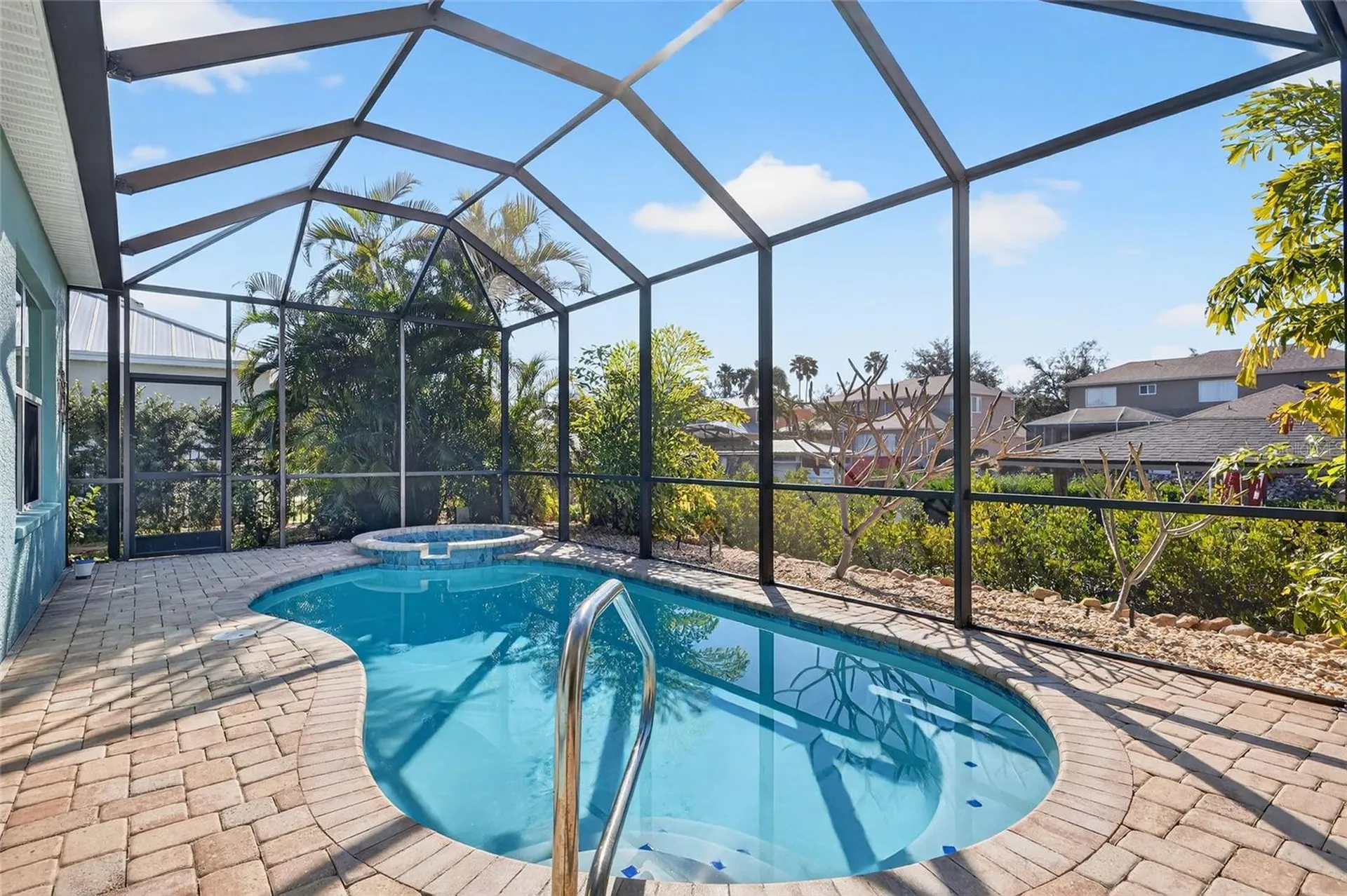 3712 5th Avenue NE Bradenton FL 34208