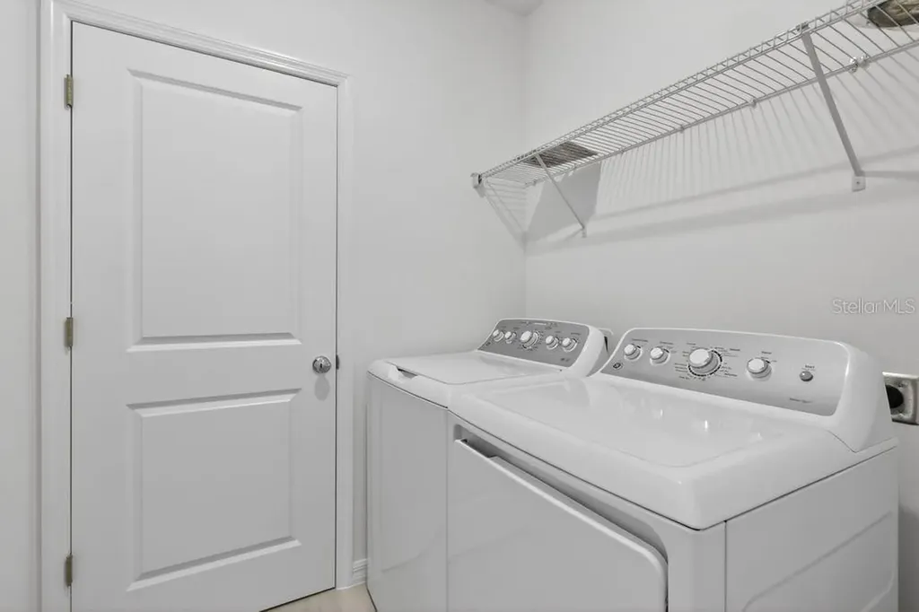 217 Streamwater Way Groveland FL 34736