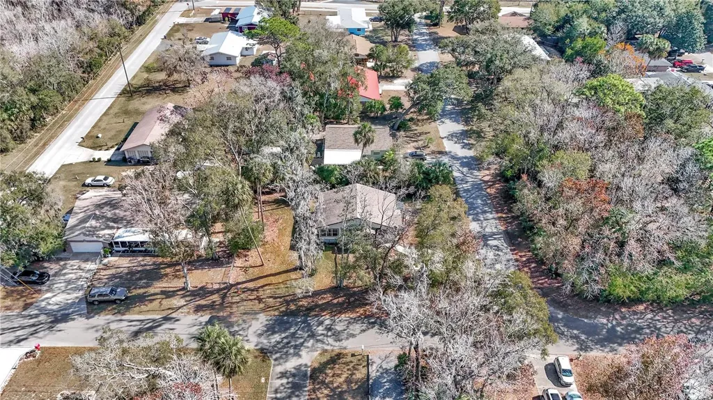 715 NE 12th Terrace Crystal River FL 34428