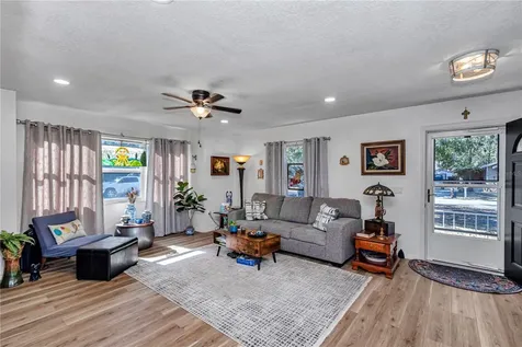 715 NE 12th Terrace Crystal River FL 34428