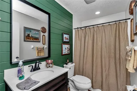 715 NE 12th Terrace Crystal River FL 34428