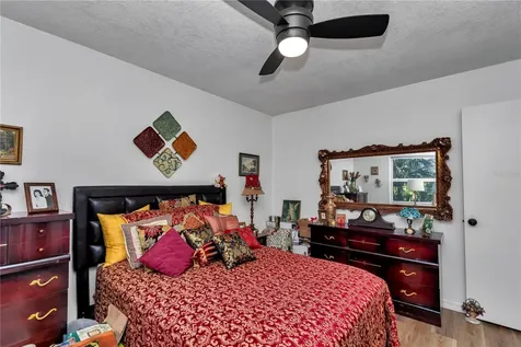 715 NE 12th Terrace Crystal River FL 34428