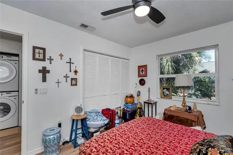 715 NE 12th Terrace Crystal River FL 34428
