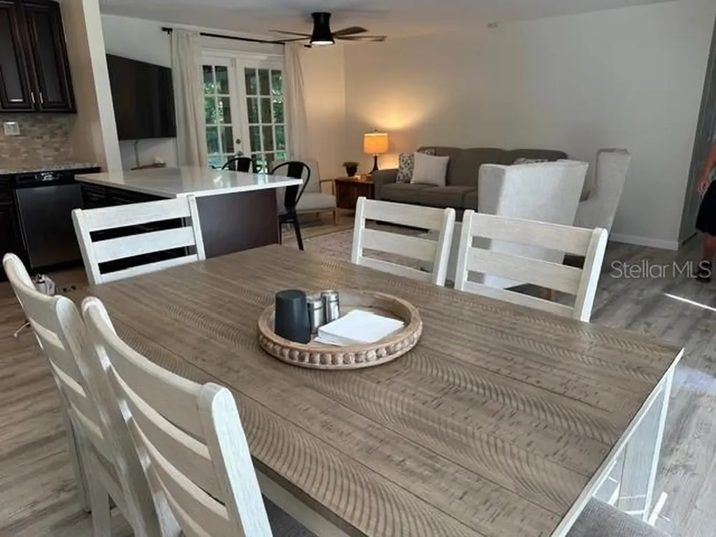 2938 W Mark Drive Sarasota FL 34232