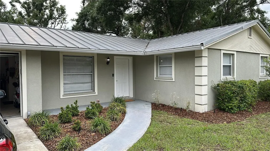 2938 W Mark Drive Sarasota FL 34232