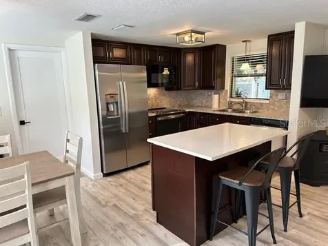 2938 W Mark Drive Sarasota FL 34232