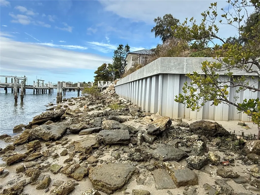 1602 N Indian River Road New Smyrna Beach FL 32169