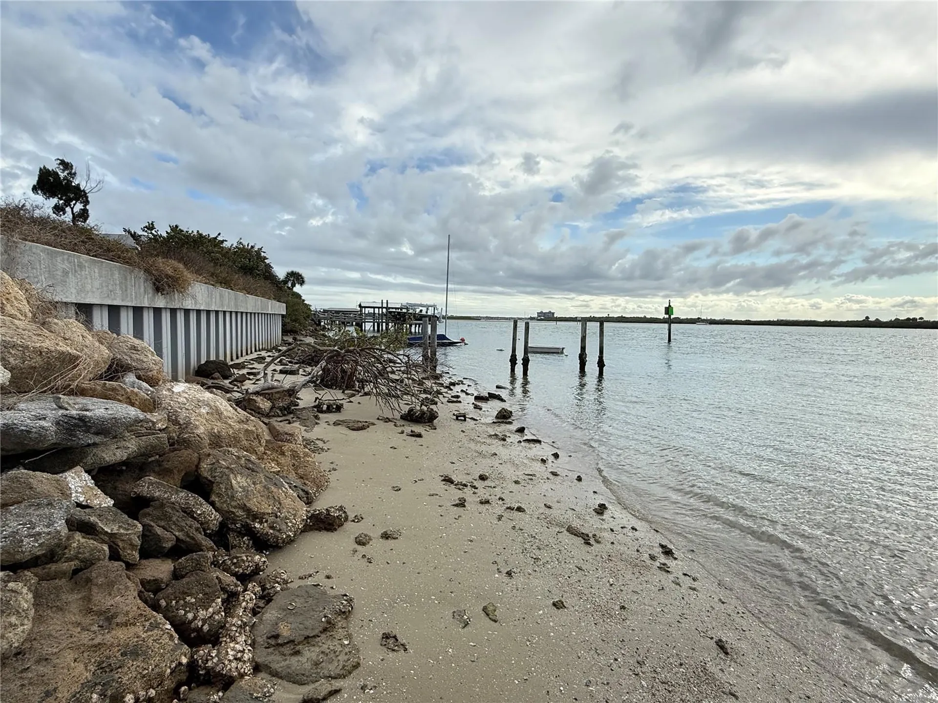 1602 N Indian River Road New Smyrna Beach FL 32169