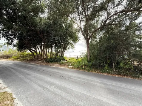 1602 N Indian River Road New Smyrna Beach FL 32169