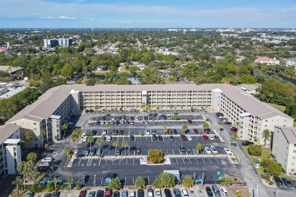 3534 Lake Bayshore Drive Bradenton FL 34205