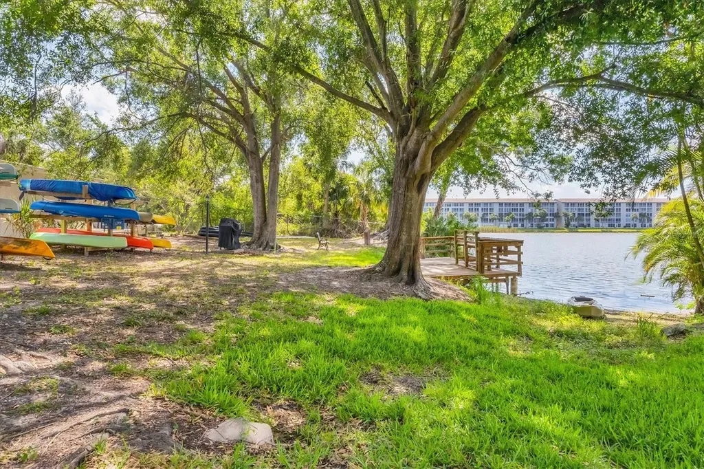 3534 Lake Bayshore Drive Bradenton FL 34205
