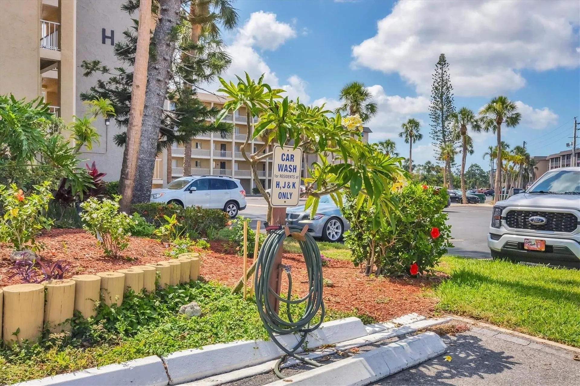 3534 Lake Bayshore Drive Bradenton FL 34205