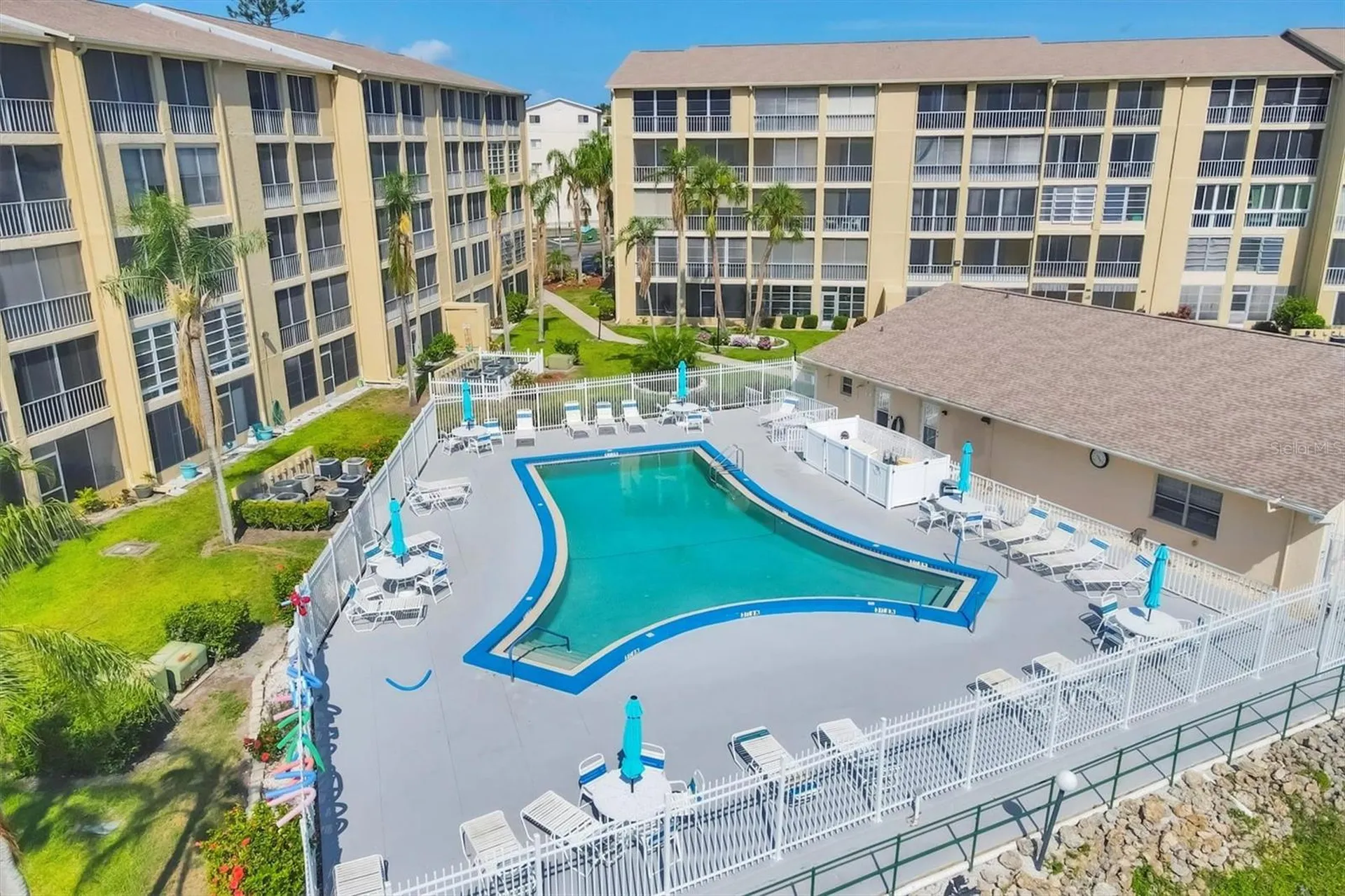 3534 Lake Bayshore Drive Bradenton FL 34205