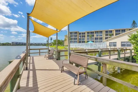 3534 Lake Bayshore Drive Bradenton FL 34205