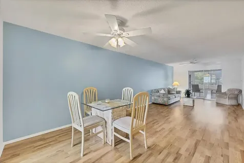 3534 Lake Bayshore Drive Bradenton FL 34205