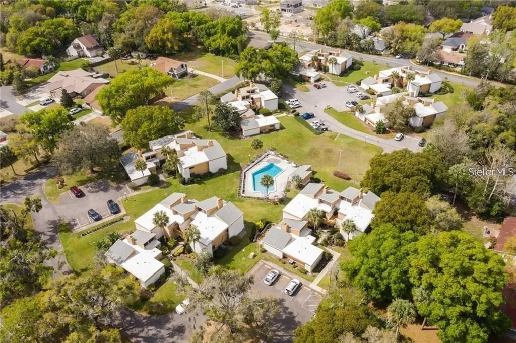 1051 S Highland Street Mount Dora FL 32757