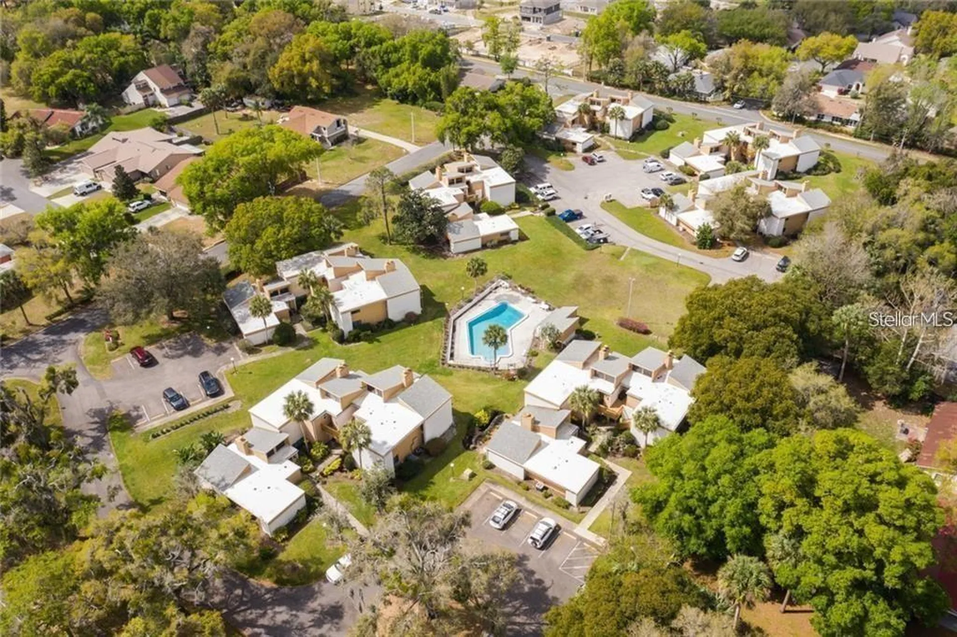1051 S Highland Street Mount Dora FL 32757